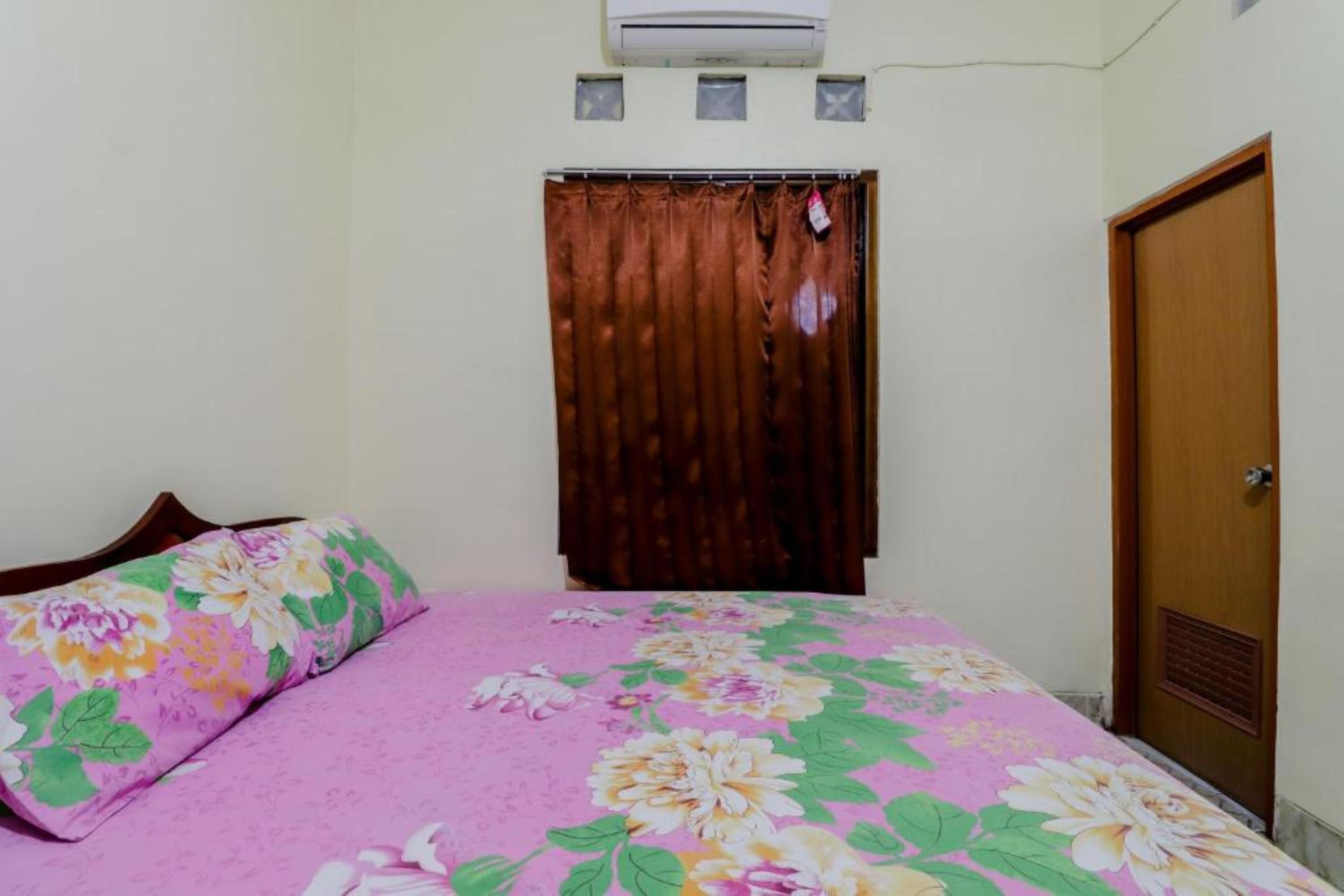 Penginapan Barokah Kemadang Exterior photo