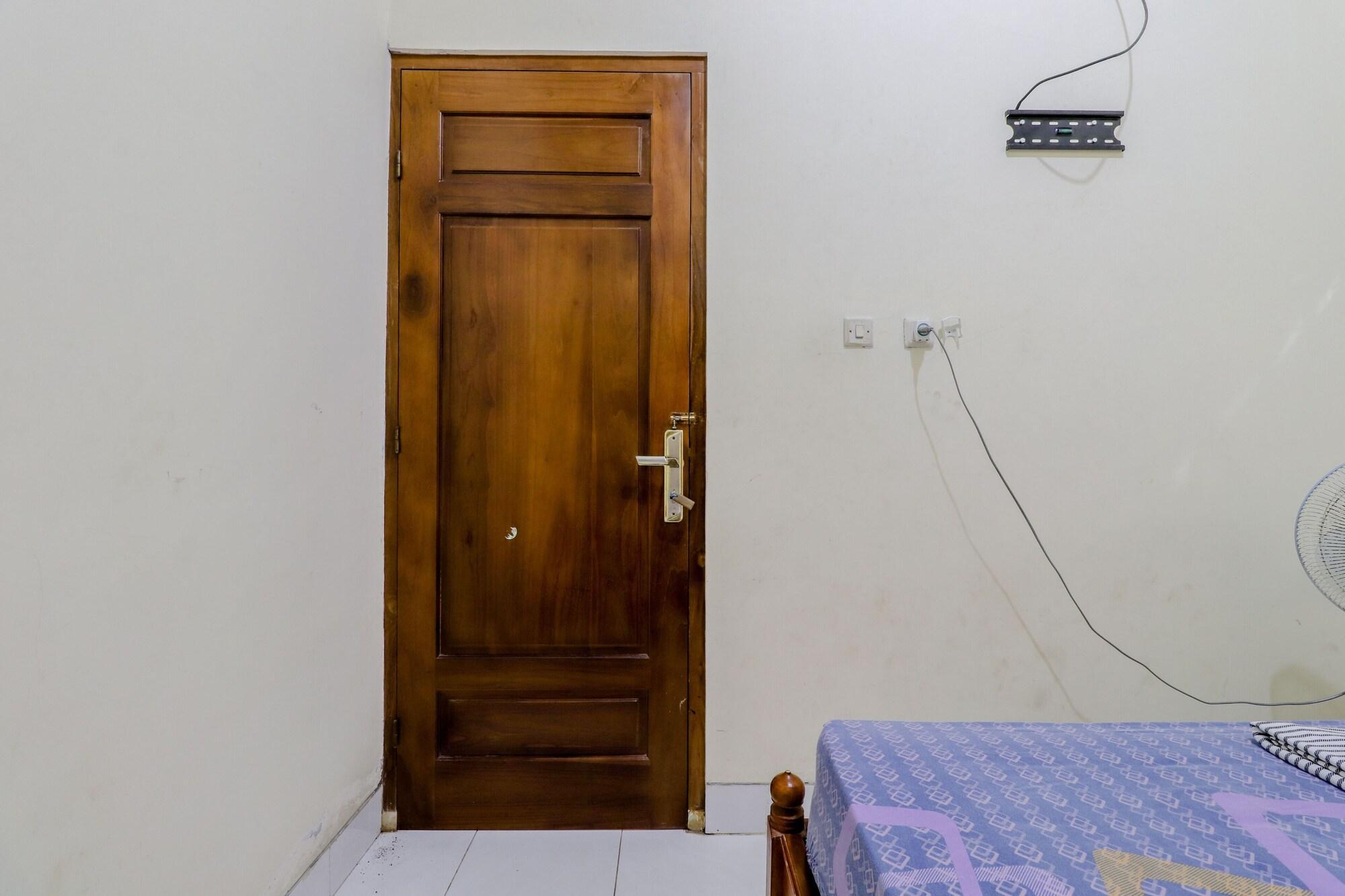 Penginapan Barokah Kemadang Exterior photo