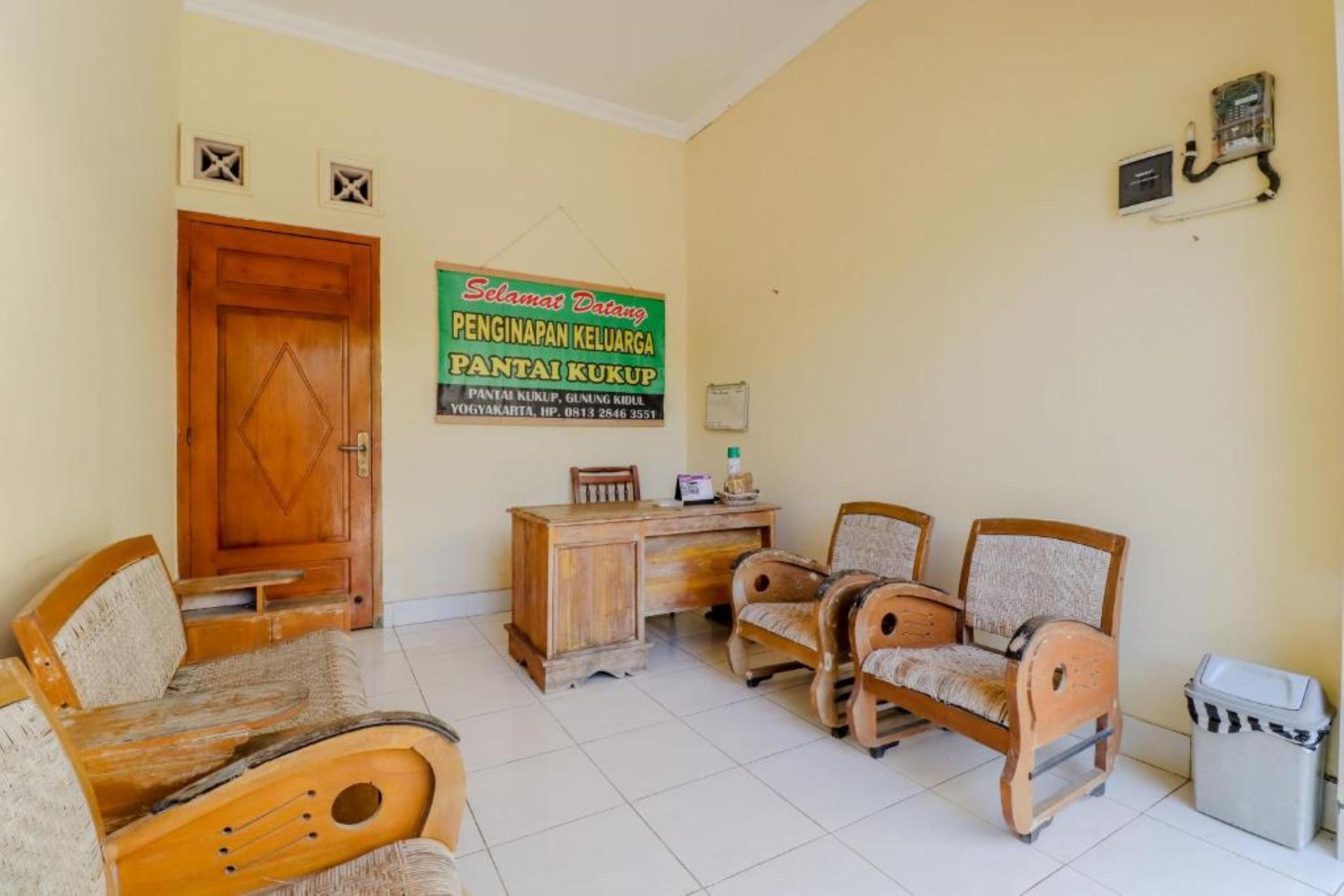Penginapan Barokah Kemadang Exterior photo